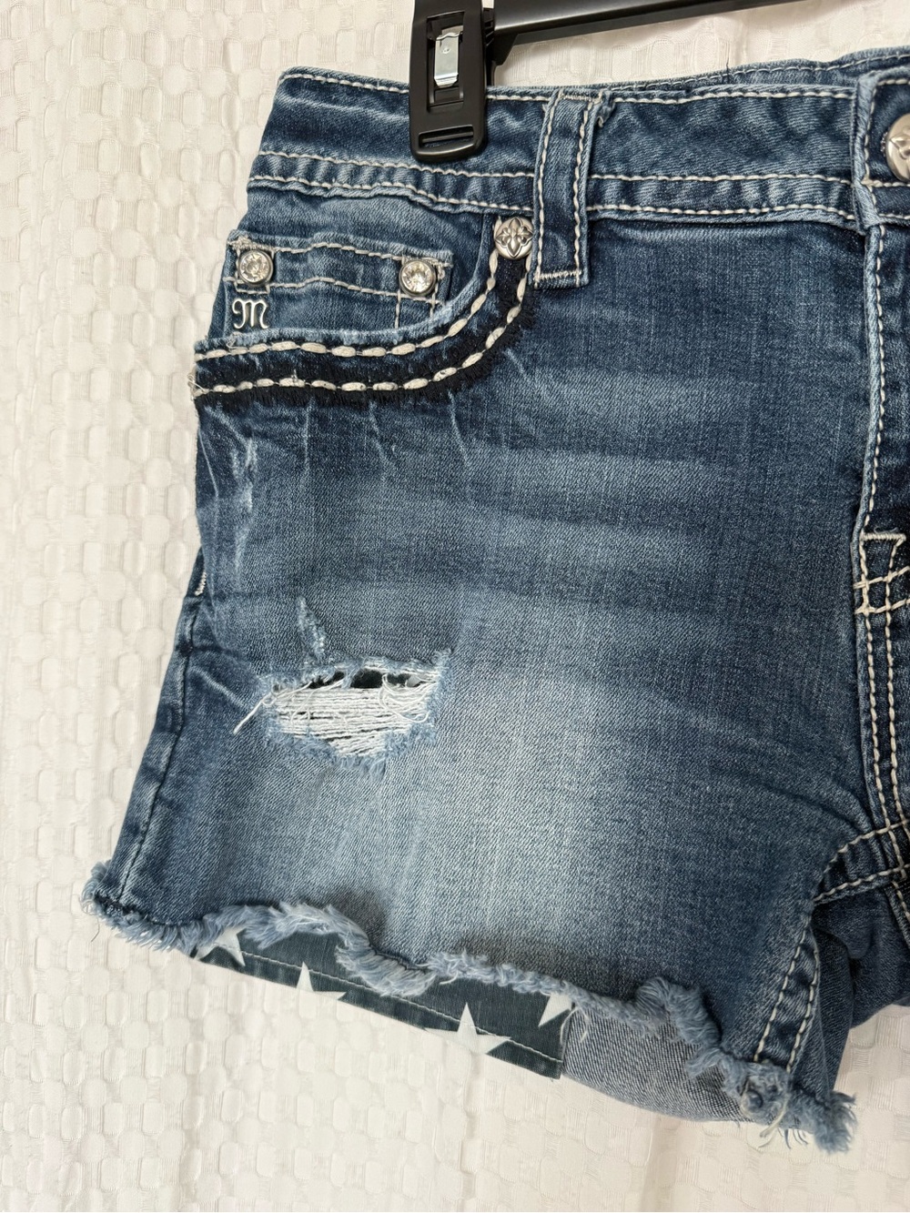 Miss Me Signature American Flag Distressed Denim Shorts Size 32 JP7010H - Picture 3 of 9